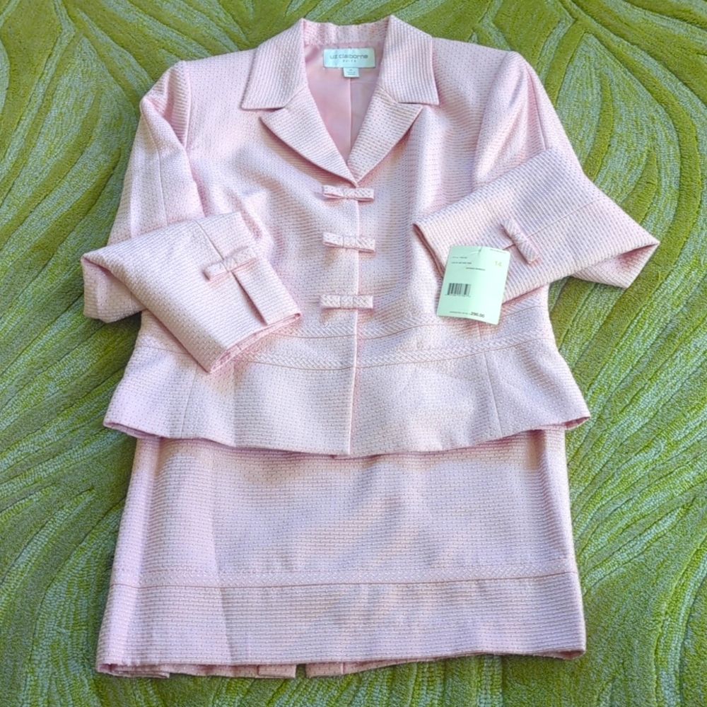 Liz Claiborne - Suit